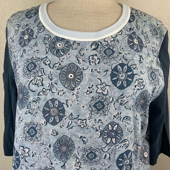 NWT Key Wear Womens Blue and White Floral 3/4 Shirt Size M - Picture 2 of 6